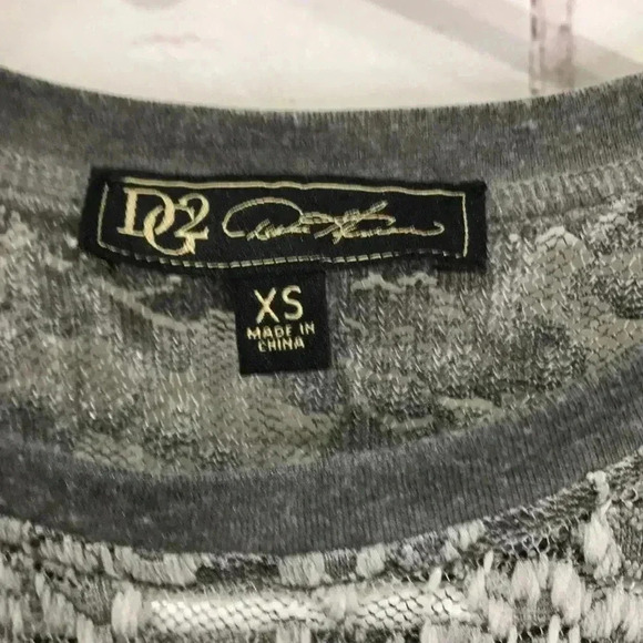 DG2 Diane Gilman Acid-Wash Tee Size XS - Picture 3 of 4